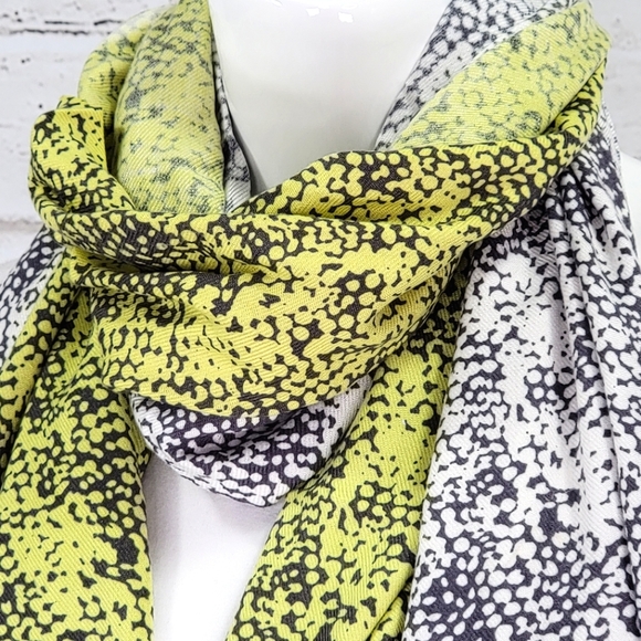 Inspired Style Fashion Fringe Scarf - Picture 5 of 9